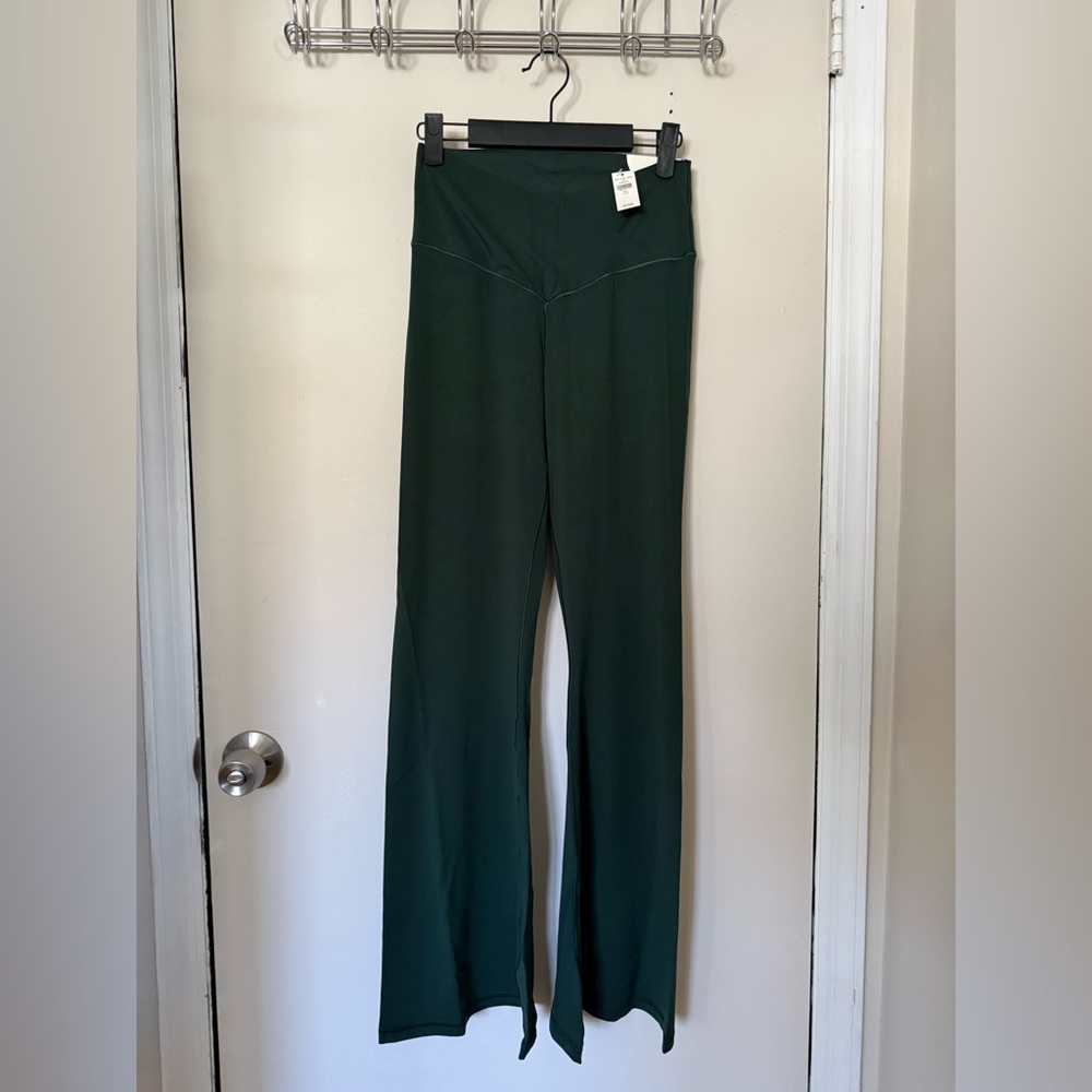 Aerie: Women's Dark Green High-Waist Flare Pants